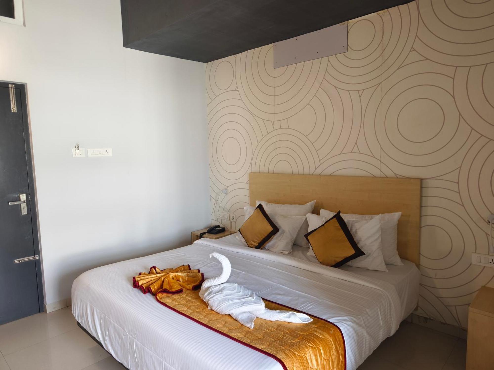 Skyry Residency Tidel Park Hotel Kojambuttúr Kültér fotó